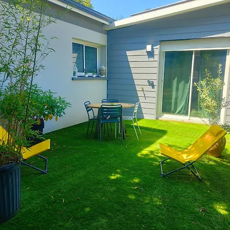 Tiny House Avec Jardin Et Acces Piscine Chauffee *